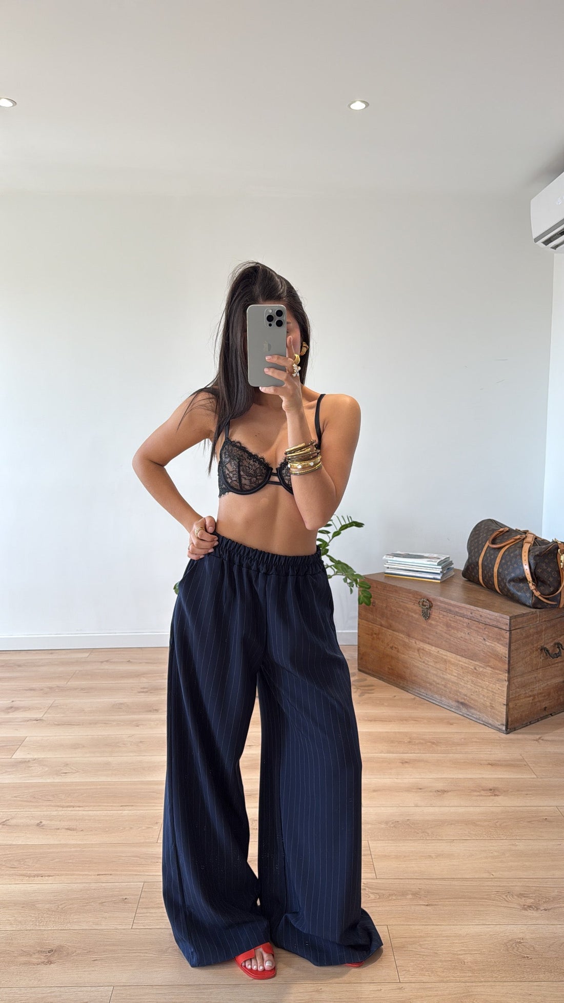 PANTALON BLEU « HUGO »